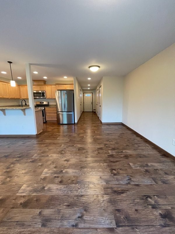 Building Photo - 1009 SW Juniper Gdns Ln