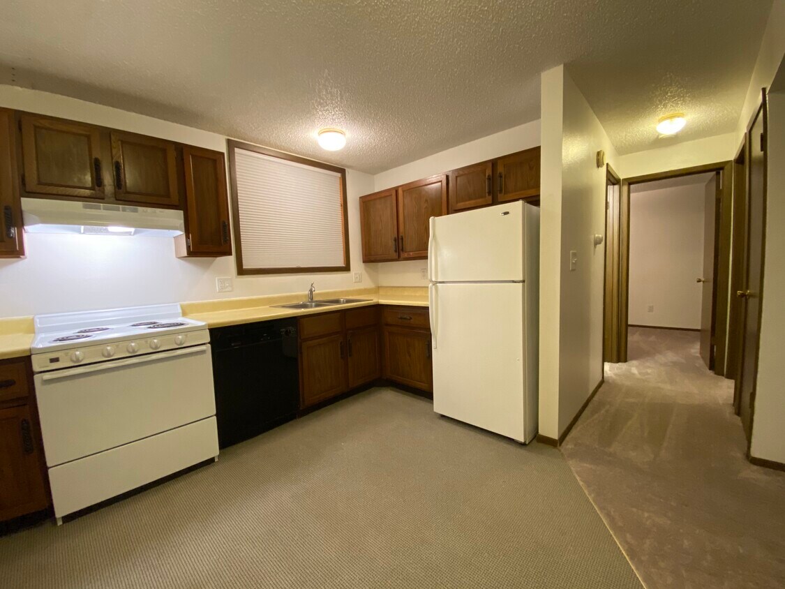 280 S Chestnut St Unit 1, North Liberty, IA 52317 Apartments in North