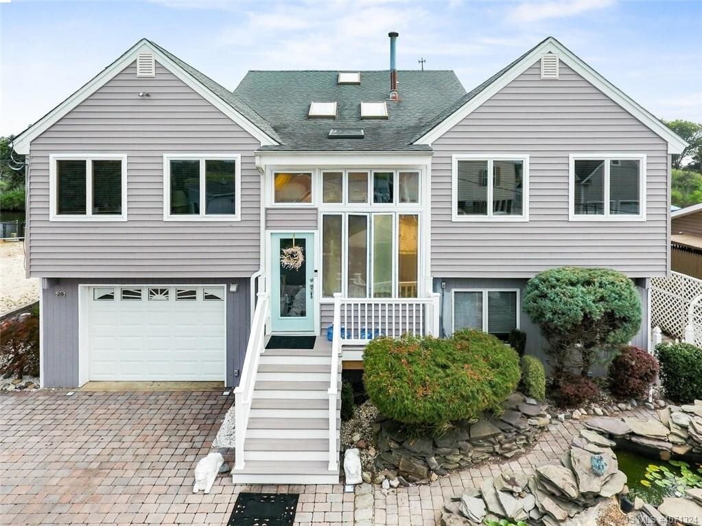 Foto principal - 28 Creekview Rd
