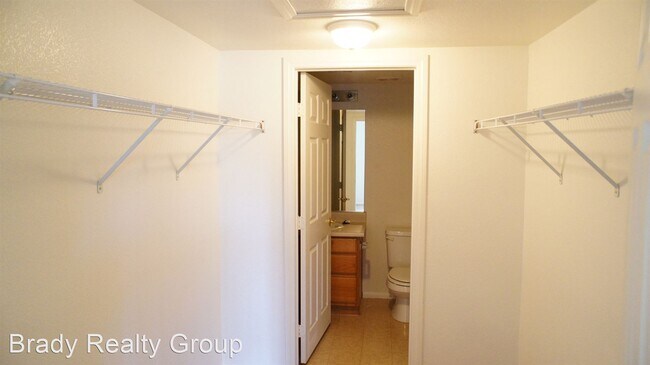 Building Photo - 2 br, 2.5 bath House - 54 Ruffled Feather Way