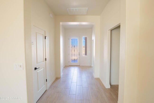 Foto del edificio - 3614 Paragon St