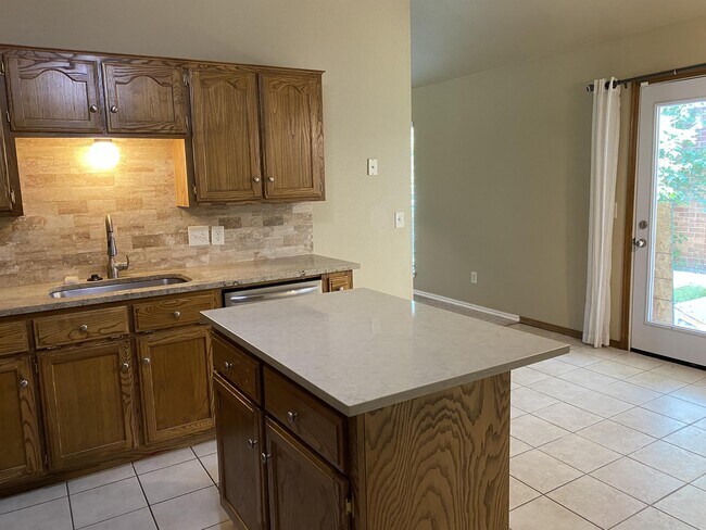 Foto del edificio - 1402 SW 23rd St