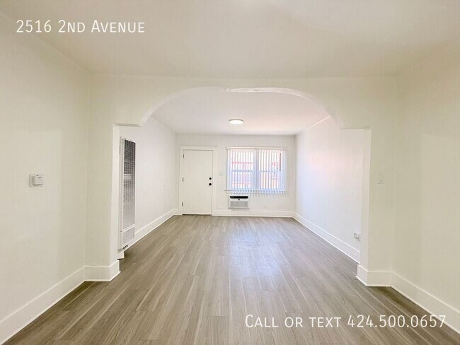 Foto del edificio - 2516 2nd Ave