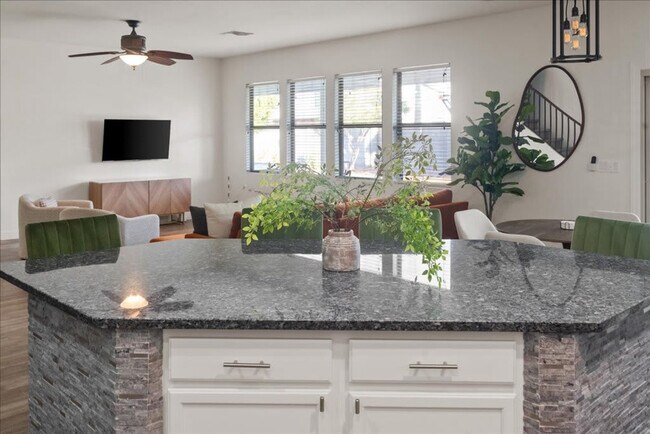 Foto del edificio - 10617 W Adela Dr.