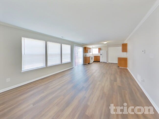 Foto del edificio - 824 Daybreak Dr