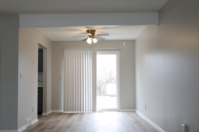 Building Photo - Mill Creek