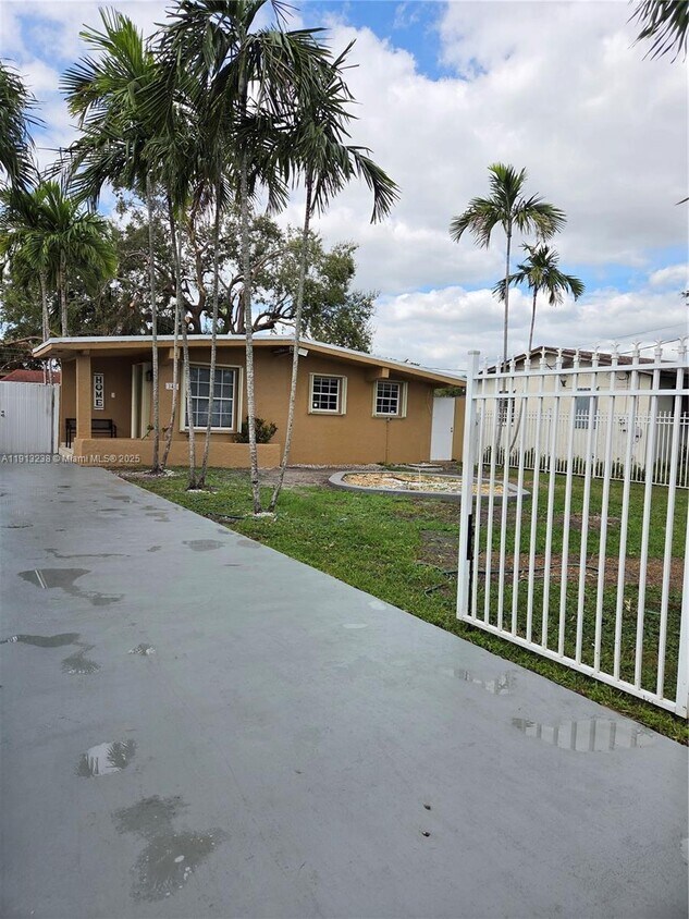 Foto principal - 340 SW 78th Ave