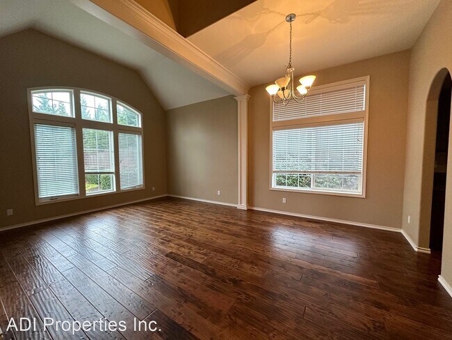 Building Photo - 5 br, 2.5 bath House - 12943 SW Takena Court