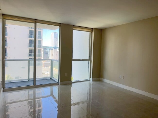 Foto del edificio - 253 NE 2nd St