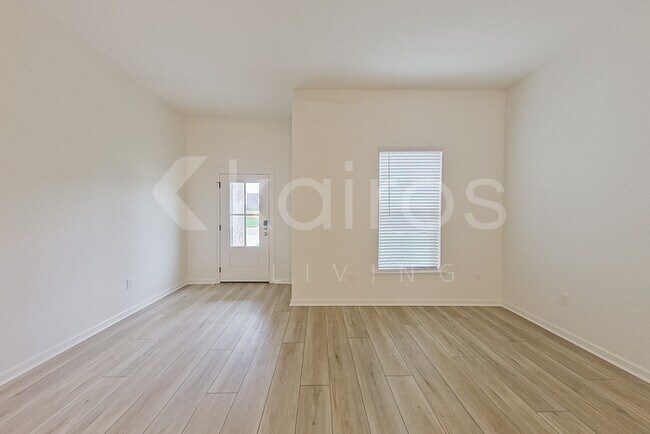 Foto del edificio - 113 Rainfall Ln