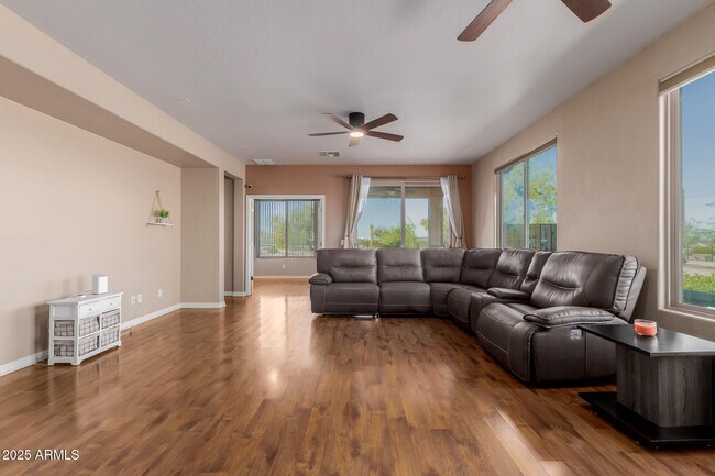 Foto del edificio - 32270 Echo Canyon Rd