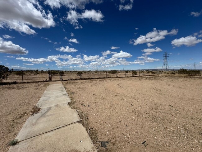 Foto del edificio - Acres on Acres!!!! With a Beautiful HOME!