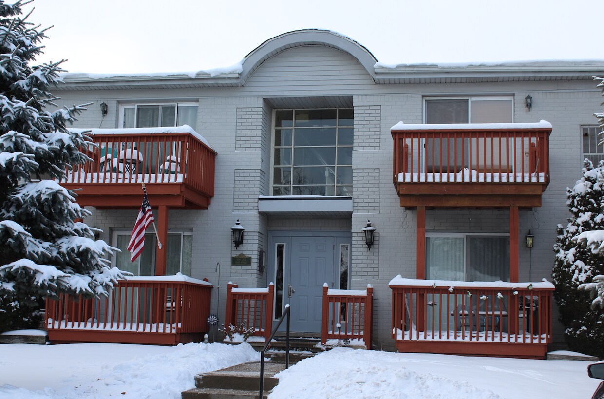 Foto principal - 1724 Fort St