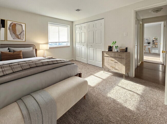 Dormitorio - South View Apartments and Townhomes