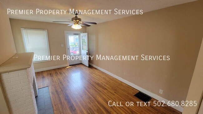 Foto del edificio - Large 4 Bedroom Home