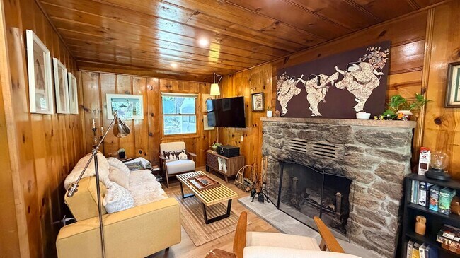 Foto del edificio - 53685 Country Club Dr