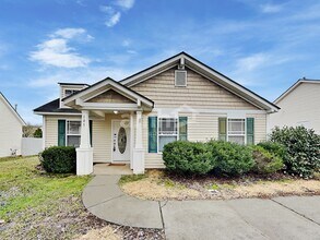 Building Photo - 105 Peterborough Dr