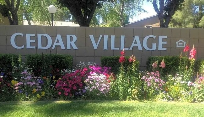 Building Photo - 820 W 4th Ave