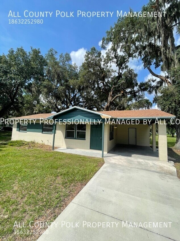 Awesome 2 Bedroom, 1 Bath Home for Rent! House Rental in Lakeland, FL
