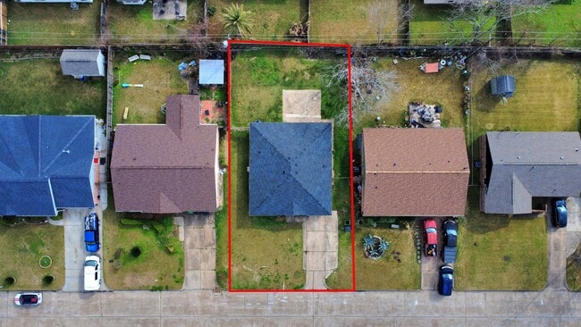 Building Photo - 4114 Fairgreen Ln