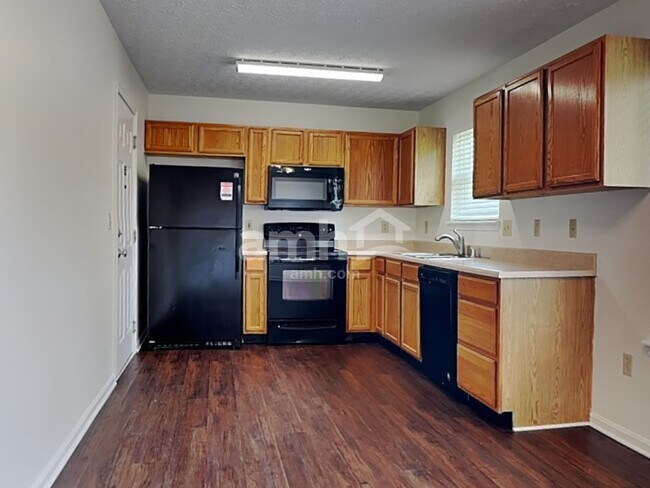 Foto del edificio - 10320 Fredricksburg Rd