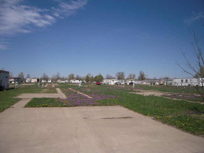 Building Photo - 501 Wrights Landing Rd