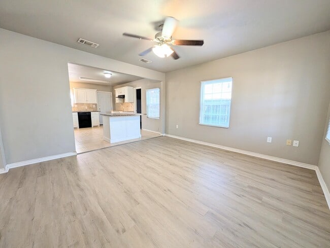 Foto del edificio - 1506 Avenue U