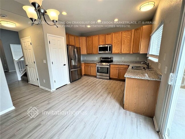 Building Photo - 3817 S Kirk Ct