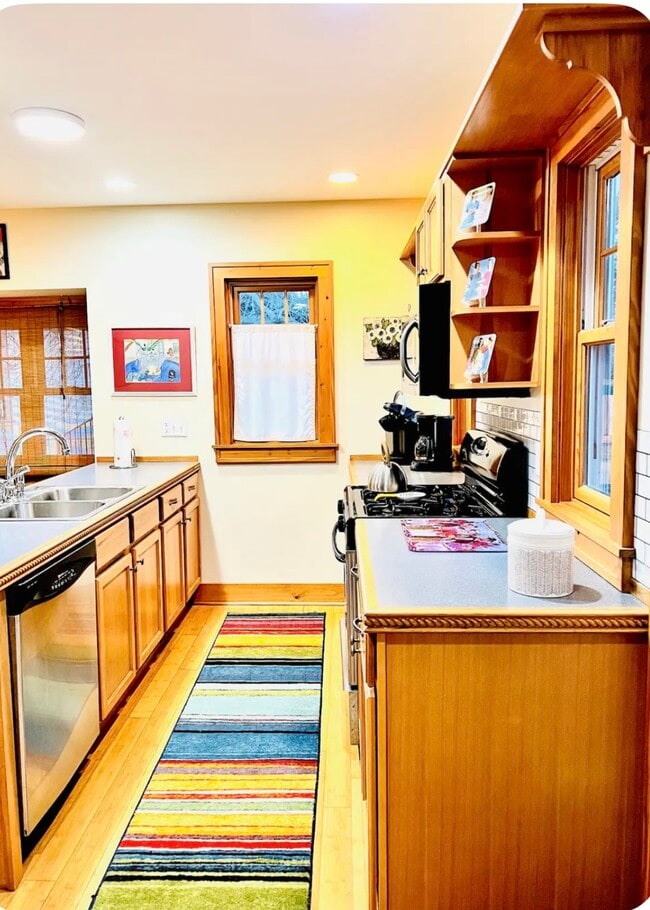 Foto del edificio - 520 S Maple St