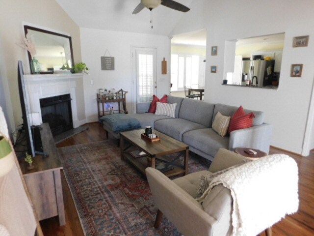 Foto del edificio - 92 Southern Oaks Dr