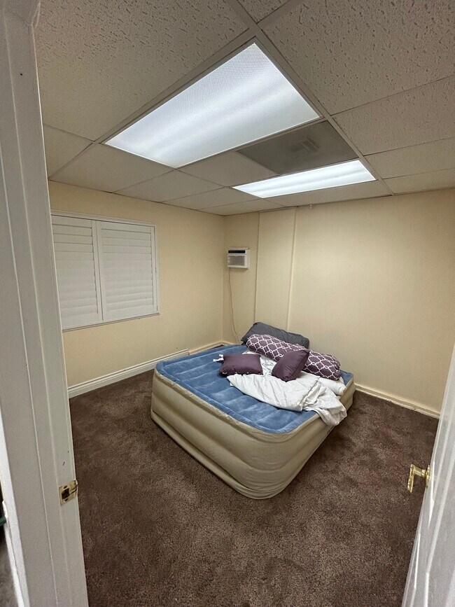 Foto del edificio - 3773 Walnut Ave
