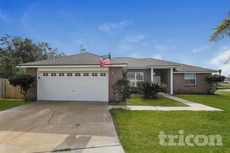 Building Photo - 11507 Otters Den Ct E