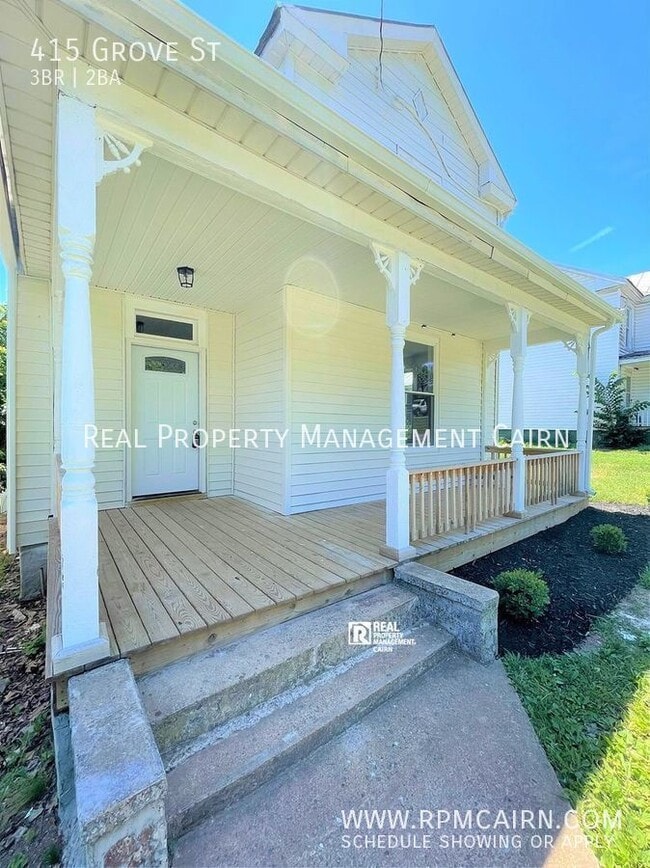 Photo - 415 Grove St House