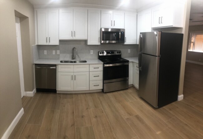 Foto del edificio - 276 SW 5th Ct