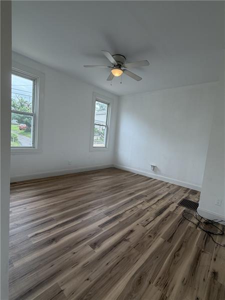 Foto del edificio - 467 Reno St