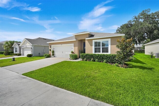 Foto del edificio - 5457 Hayloft Dr