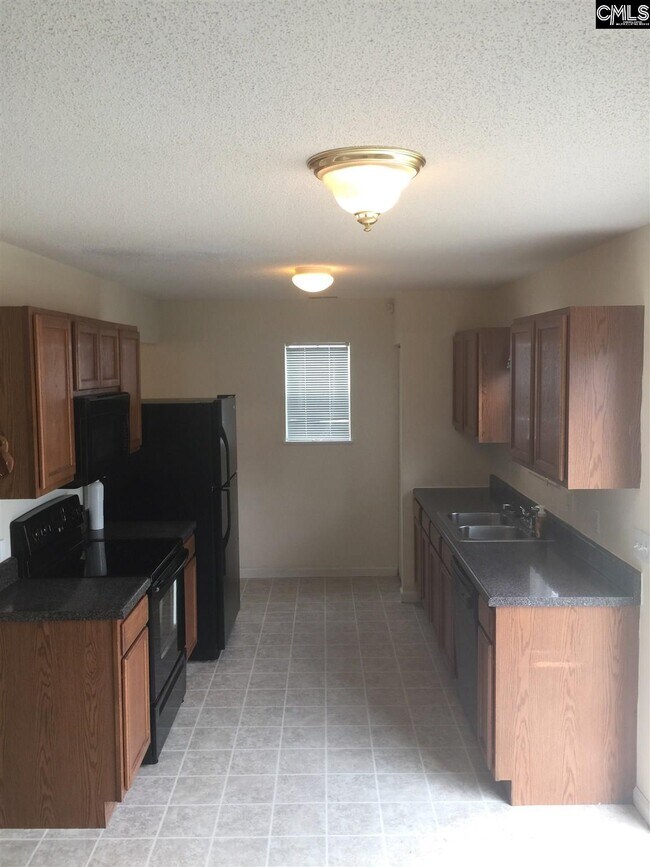 Foto del edificio - 194 Fox Grove Cir