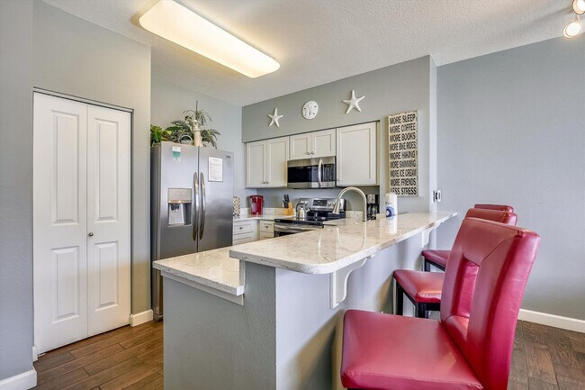 Building Photo - 104 Gulfside Ct
