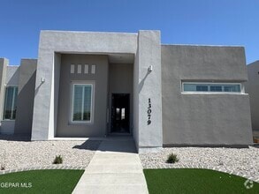 Building Photo - 13079 Emerald Hls Ave