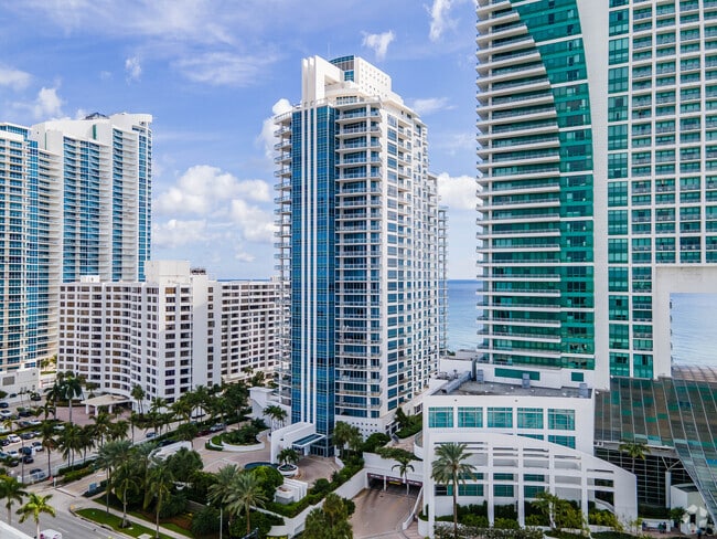 Diplomat Oceanfront Residences