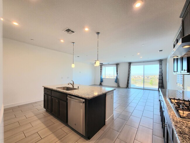 Building Photo - 3511 Crawford Dr