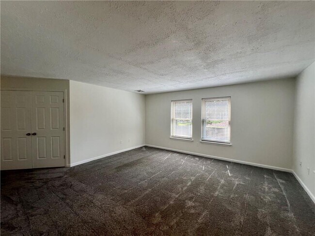 Foto del edificio - 3524 W Shore Rd