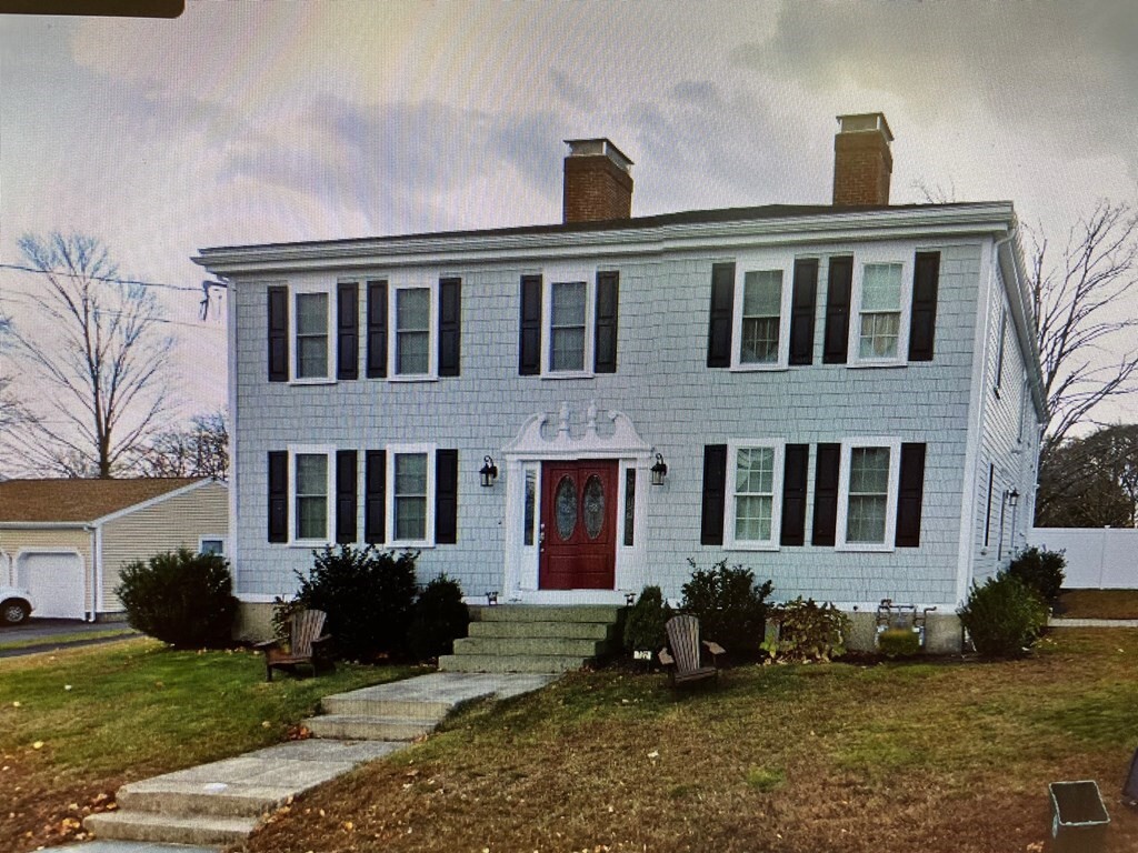 Primary Photo - 722 Lowell St