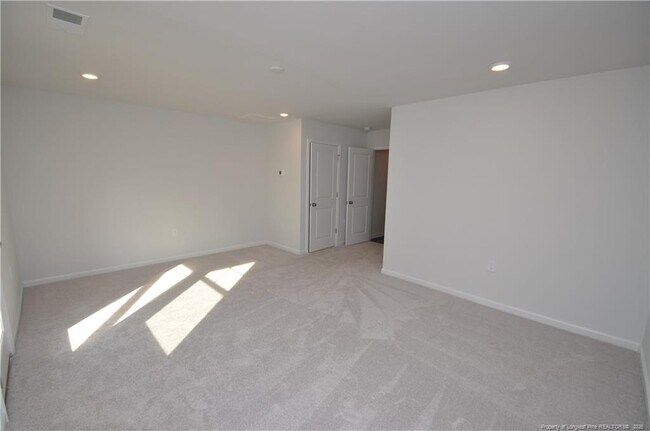 Foto del edificio - 1009 Shoreside Dr