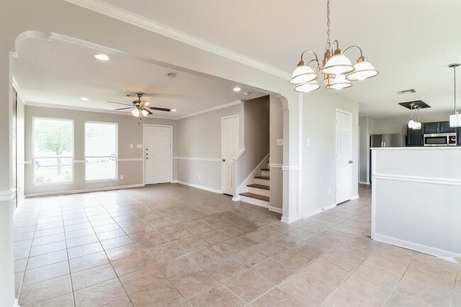 Building Photo - 3531 Barkers Crossing Ave