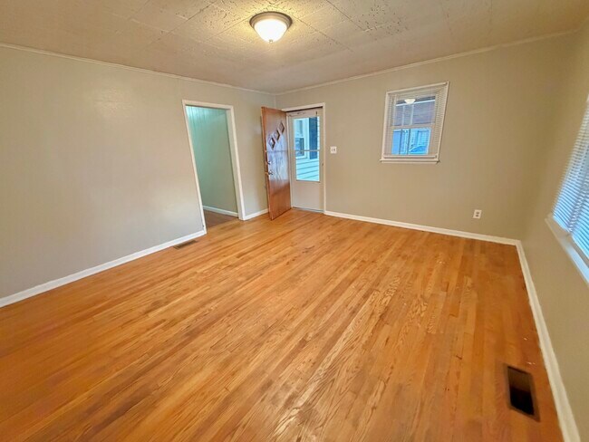 Foto del edificio - 3220 Franklin Ave