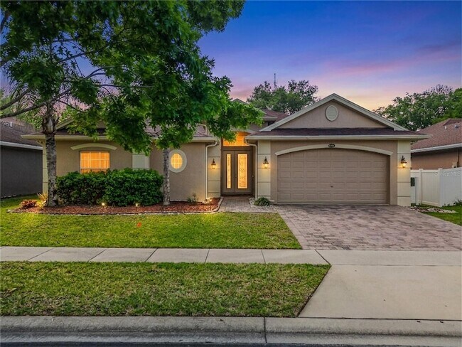Foto del edificio - 1006 Costa Mesa Ln
