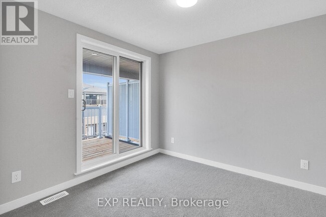 Building Photo - 820 PARNIAN Pvt