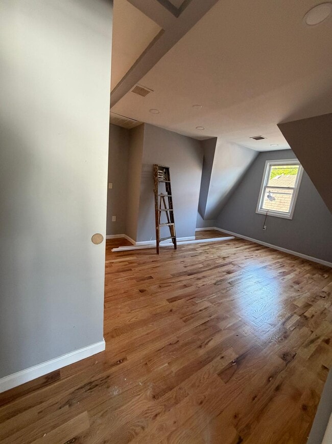Photo - 26 Alexander St (Newark, NJ) Apartment