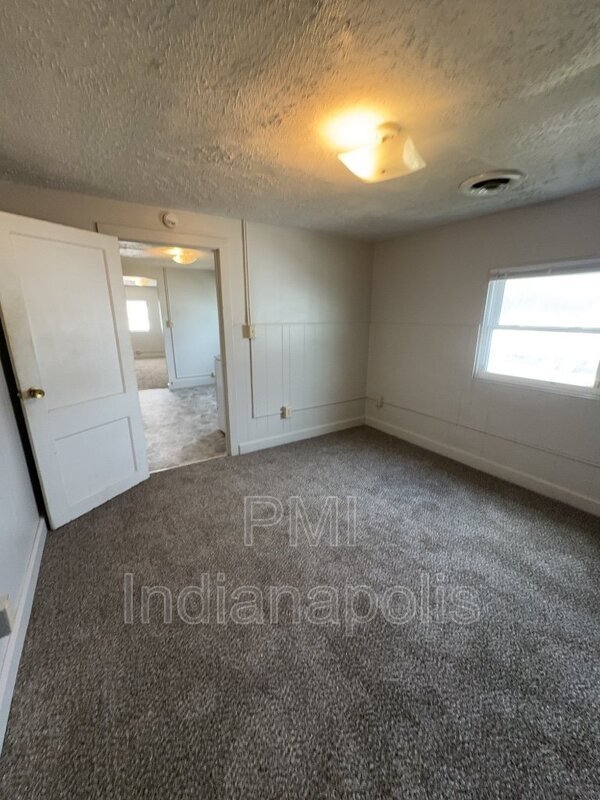 1311 E 11th St Unit 3, Muncie, IN 47302 Condo for Rent in Muncie, IN